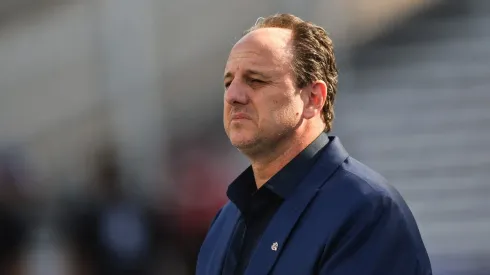 Rogério Ceni confirma permanência no São Paulo, mas destaca 2023 sem reforços