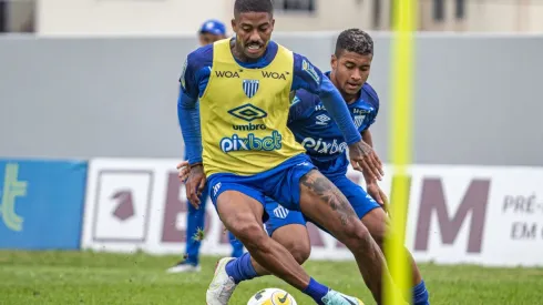 Jean Pyerre está emprestado pelo Grêmio ao Avaí