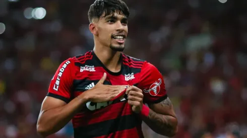 Lucas Paquetá, em campo pelo Flamengo (Foto: Getty Images)