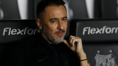 Santos v Corinthians – Brasileirao 2022