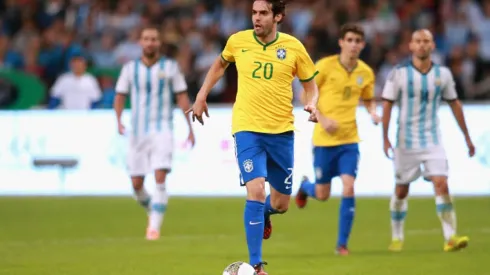 Técnico Tite se reúne com Kaká as vésperas da copa do mundo no Catar