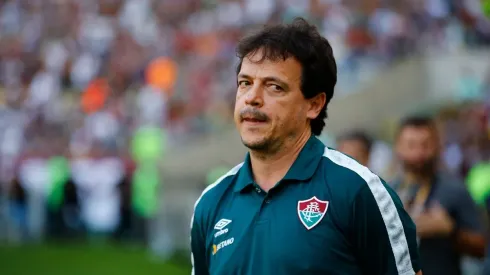 Fernando Diniz, técnico do Fluminense, está de olho em Marcos Pedro, joia da base tricolor que renovou contrato