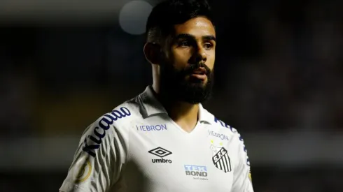 Santos v Corinthians - Brasileirao 2022