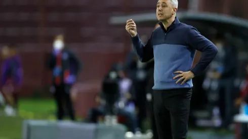 Tiago Nunes foi anunciado oficialmente como novo treinador do Sporting Cristal, do Peru