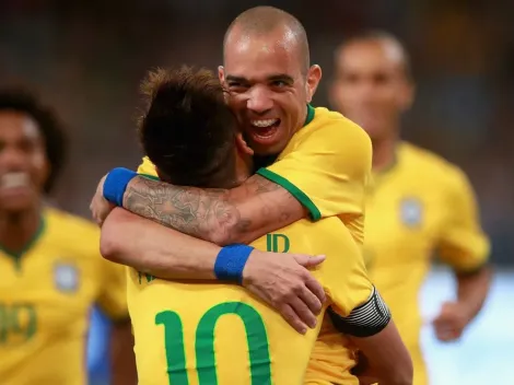 Clube brasileiro surpreende e encaminha a contratação do atacante Diego Tardelli