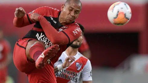 Walter está de volta ao futebol profissional. Vai jogar o Campeonato Pernambucano