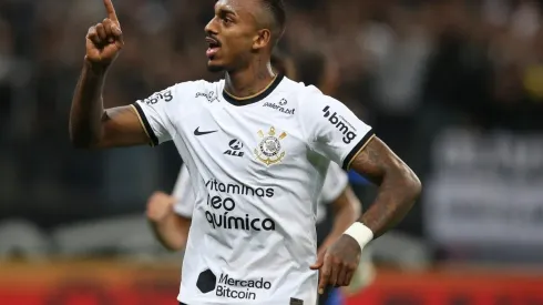Corinthians v Coritiba – Brasileirao 2022
