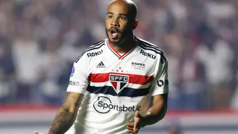 Patrick comemora gol pelo São Paulo (Foto: Getty Images)