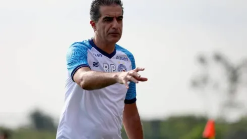 Bahia surpreende e desiste de contratar meio-campista