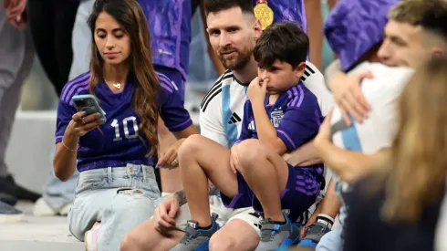 Esposa de Messi comemorou contratação de Suárez pelo Grêmio