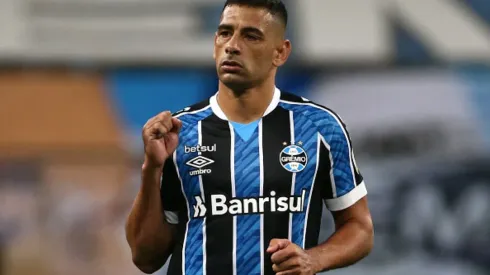 Diego Souza corre o risco de levar multa após renovação com Grêmio; entenda