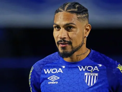 Paolo Guerrero diz 'sim' e pode acertar com novo clube já nas próximas semanas