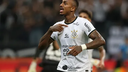 Corinthians v Coritiba – Brasileirao 2022