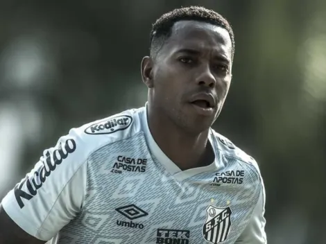 Robinho posta foto em rede social e indica que pode estar próximo de ser anunciado por clube brasileiro
