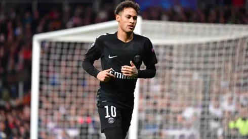 Veja 10 jogadores que custaram mais de 100 milhões de euros anos atrás