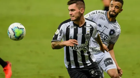 Nathan não vai continuar no Atlético-MG
