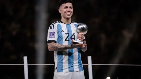 Enzo Fernández foi eleito o melhor jogador sub-21 da Copa do Mundo no Catar.