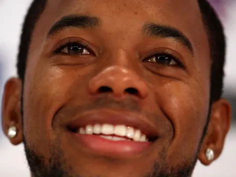 Clube brasileiro oficializa proposta por Robinho