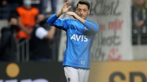 Eintracht Frankfurt v Fenerbahce: Group D - UEFA Europa League