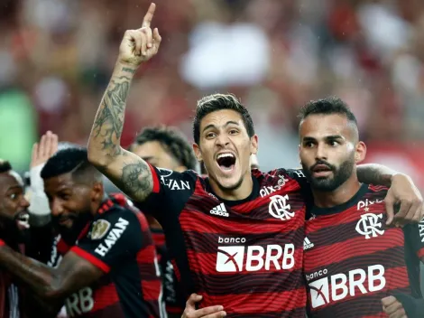 Casagrande vê chances de titulo do Flamengo, mas alerta "Não pode ser soberbo"