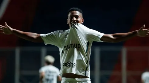 Olheiro de gigante italiano vem ao Brasil para tirar Ângelo das 'mãos' do Flamengo