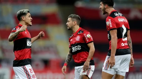 Flamengo v Liga Deportiva Universitaria - Copa CONMEBOL Libertadores 2021