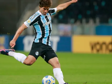 De saída do Grêmio, Lucas Silva pode fechar com gigante paulista