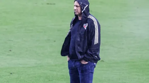 Rogério Ceni não poderá escalar Calleri por, pelo menos, quatro semanas