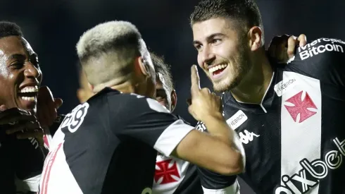 Gigante Europeu disputa com Vasco contratação de destaque