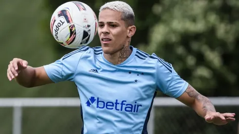 Vasco monitora situação de Wallisson no Cruzeiro