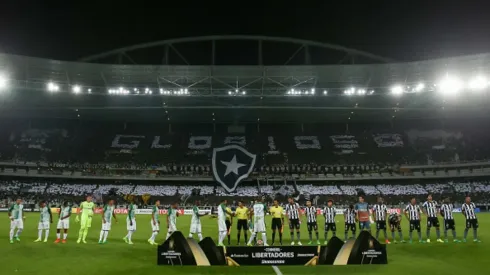 Botafogo fecha com jovem promessa a pedido de Luís Castro