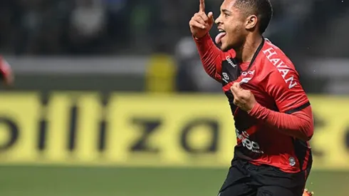 Paulo Turra não se cala e revela o que Vitor Roque precisa melhorar