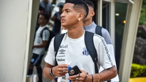 Grande clube não desiste de Ângelo e pode fazer nova investida em breve