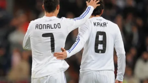 Kaká vencedor da Bola de Ouro de 2007.