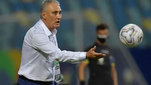 Tite recebe proposta do Corinthians, mas motivo do 'Não' choca a torcida