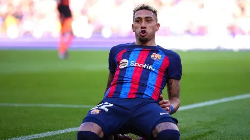 Grande clube da Inglaterra prepara grande proposta para comprar Raphinha na próxima janela