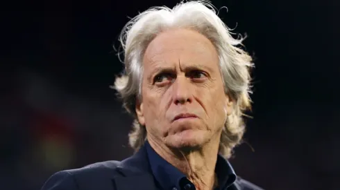 Jorge Jesus surpreende e envia resposta para treinar gigante brasileiro