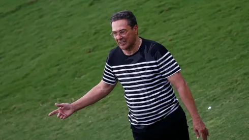 Renato Augusto e Alessandro Nunes foram os "fiadores" da contratação de Vanderlei Luxemburgo como novo técnico do Corinthians