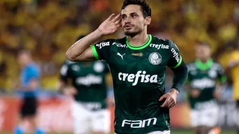 Dois gigantes da Premier League disputam para fechar com Raphael Veiga