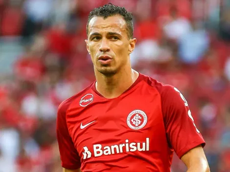 Gigante brasileiro pode pagar salário de R$ 750 mil mensais ao atacante Leandro Damião, ex-Internacional