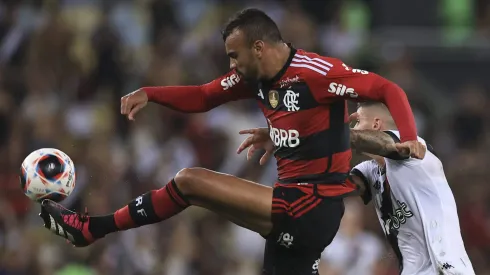 Fabrício Bruno lançou um desafio para atacantes (Photo by Buda Mendes/Getty Images)