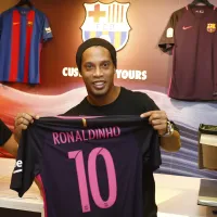 Ronaldinho divulga músicas que ouvia nos tempos que jogava no Barcelona
