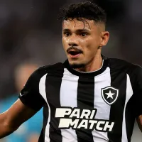 Vai sair? A notícia que a torcida do Botafogo não esperava de Tiquinho Soares