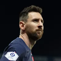 Livre no mercado da bola, Messi surpreende a todos, deixa o Barcelona \'de lado\' e acert acom novo clube; salário 6,3 bilhões por ano