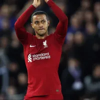 Thiago Alcântara pega todos de surpresa, decide deixar o Liverpool e pode reforçar um dos maiores clubes do futebol brasileiro