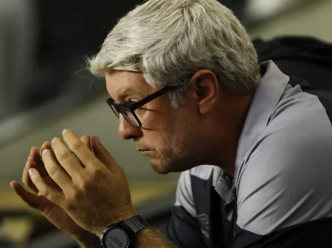Após demitir Odair Hellmann, Santos consegue o 'sim' para anunciar a chegada de grande treinador do futebol brasieliro