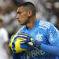 Mercado da bola: Flamengo aceita liberar goleiro Santos para outro gigante do futebol brasileiro, mas impõe condição