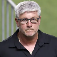 Recém-demitido do Santos, Odair Hellmann ganha força em gigante do futebol brasileiro, e torcida critica: \'Só pode ser piada\'