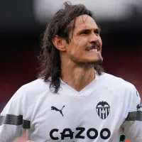 Cavani é liberado pelo Valencia e tem \'caminho livre\' para assinar com gigante do futebol brasileiro