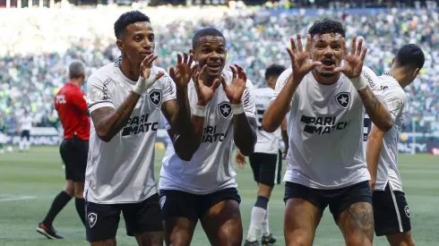 (Photo by Ricardo Moreira/Getty Images)